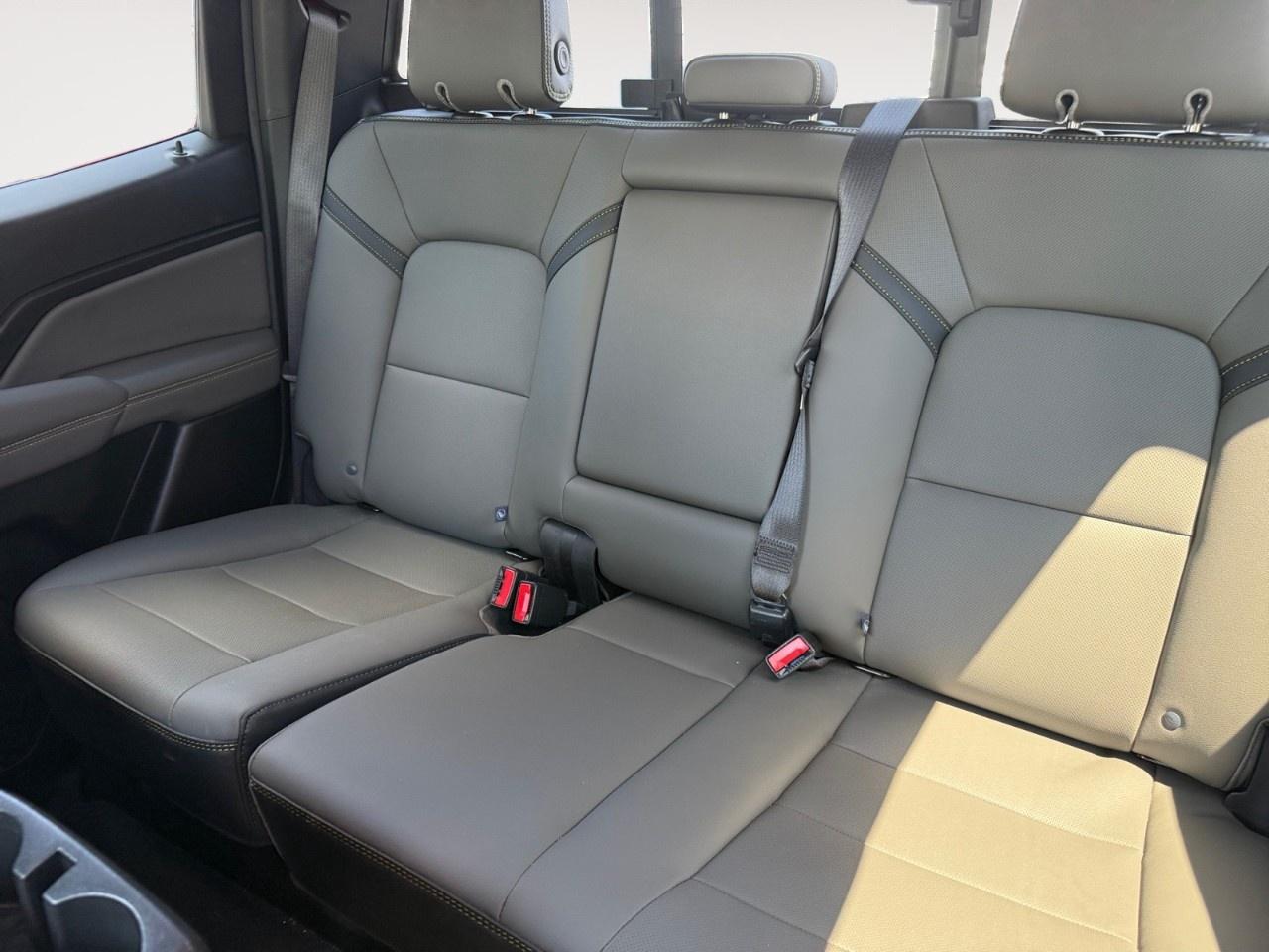 2024 Chevrolet Colorado Crew Cab Short Box 4-Wheel Drive ZR2 Photo