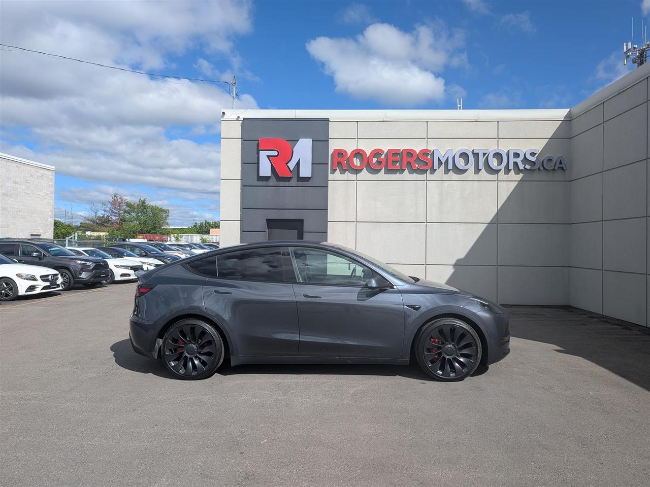 2022 Tesla Model Y PERFORMANCE AWD - DUAL MOTOR Photo