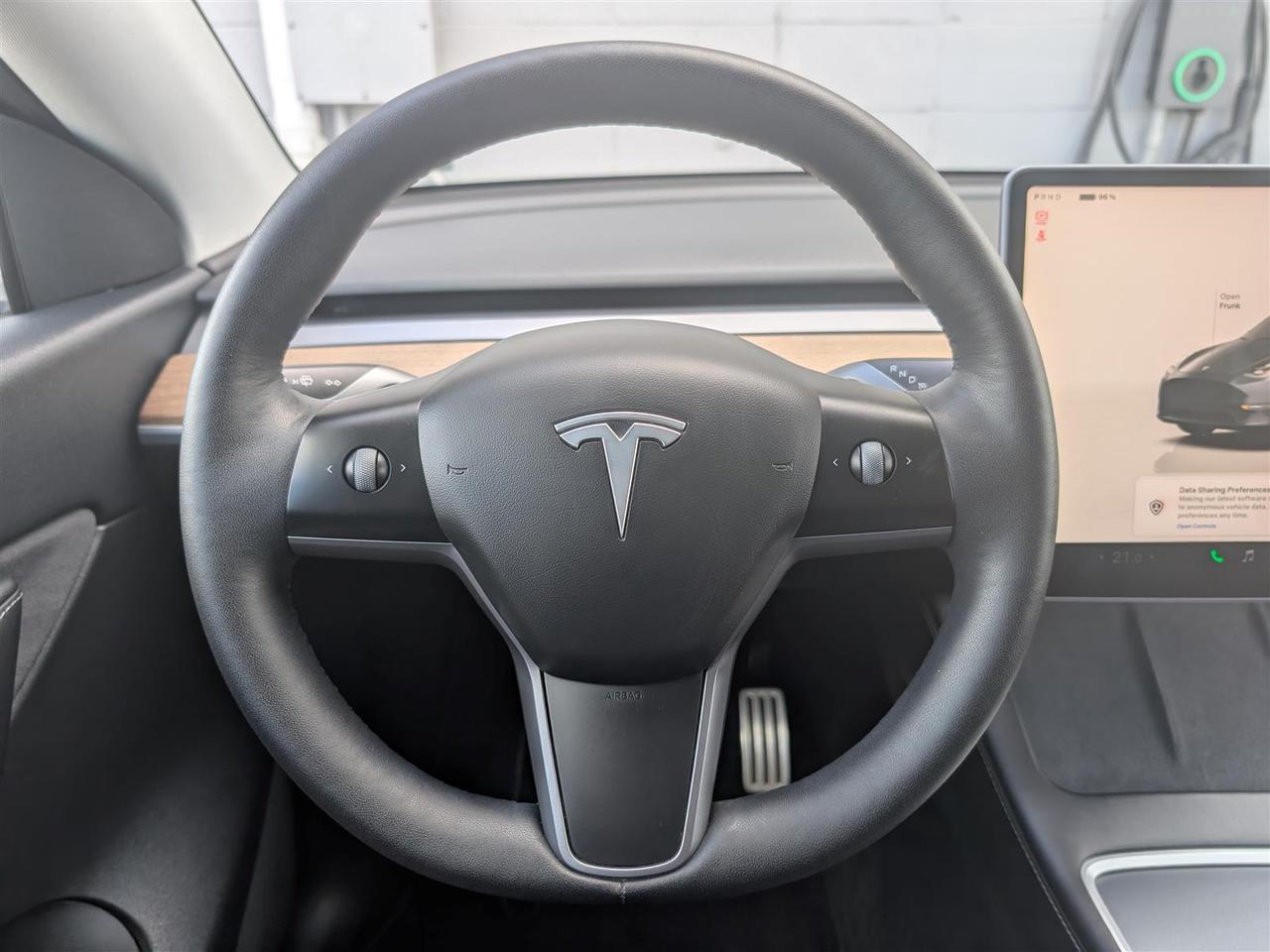 2022 Tesla Model Y PERFORMANCE AWD - DUAL MOTOR Photo