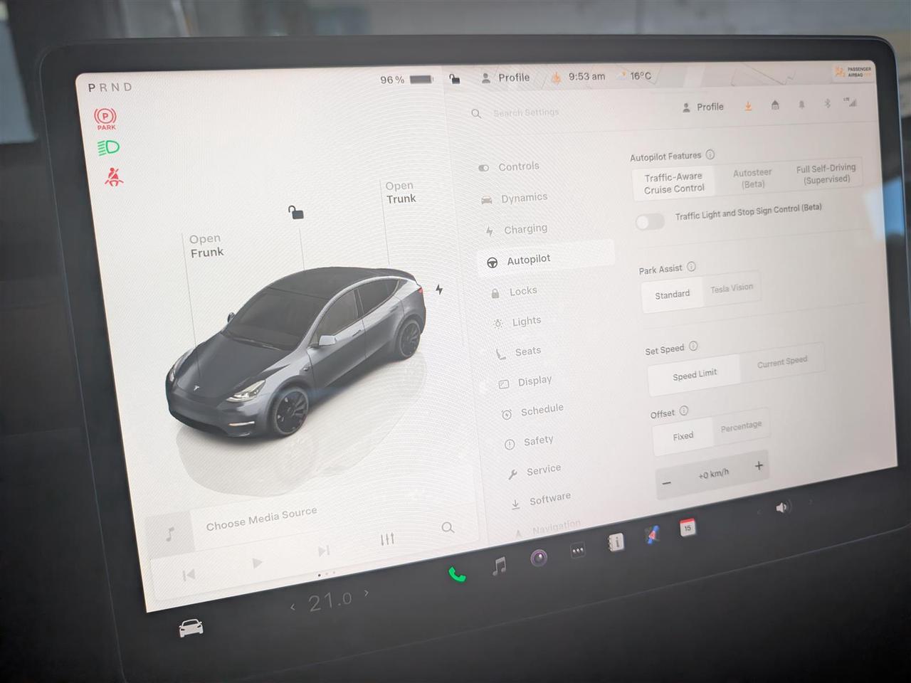 2022 Tesla Model Y PERFORMANCE AWD - DUAL MOTOR Photo
