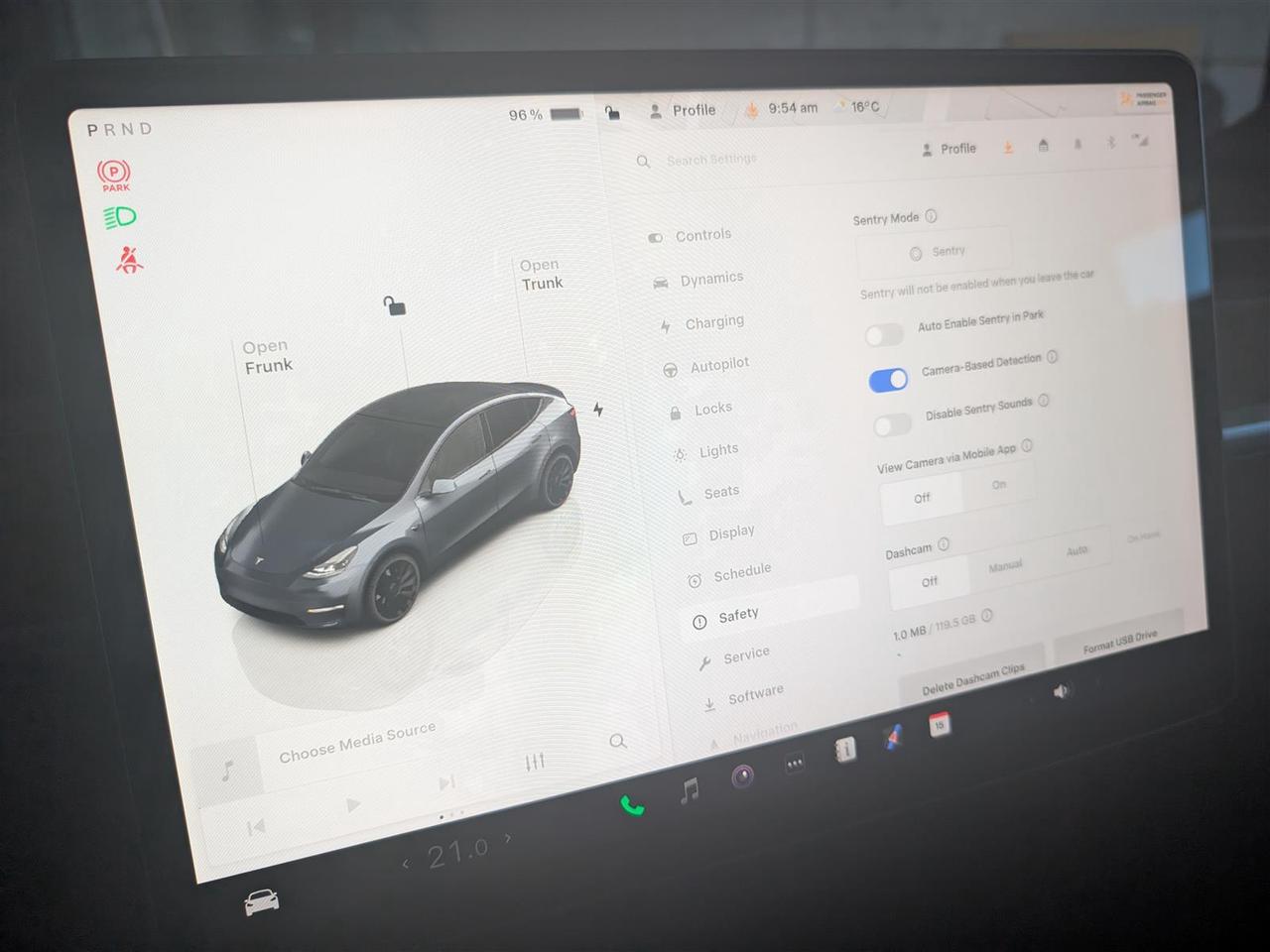2022 Tesla Model Y PERFORMANCE AWD - DUAL MOTOR Photo