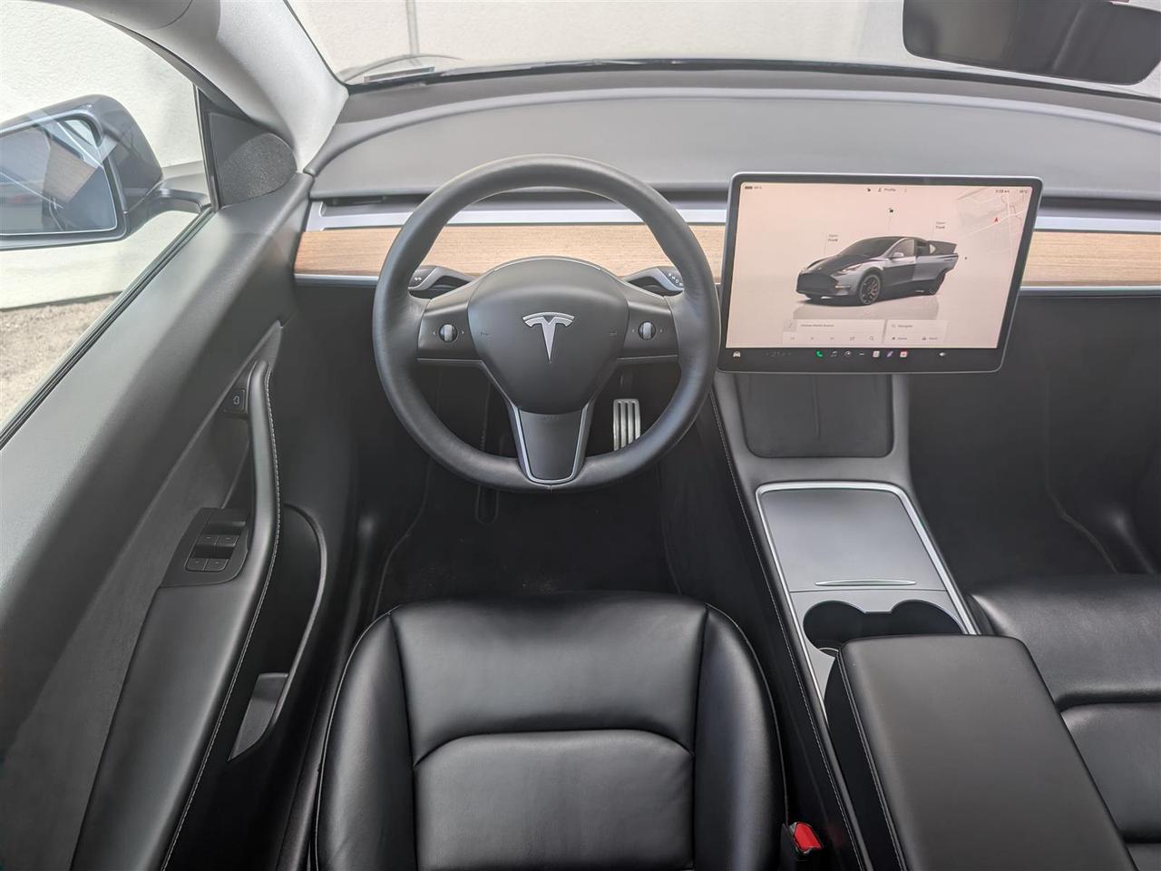2022 Tesla Model Y PERFORMANCE AWD - DUAL MOTOR Photo