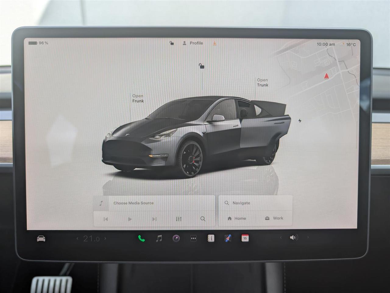 2022 Tesla Model Y PERFORMANCE AWD - DUAL MOTOR Photo