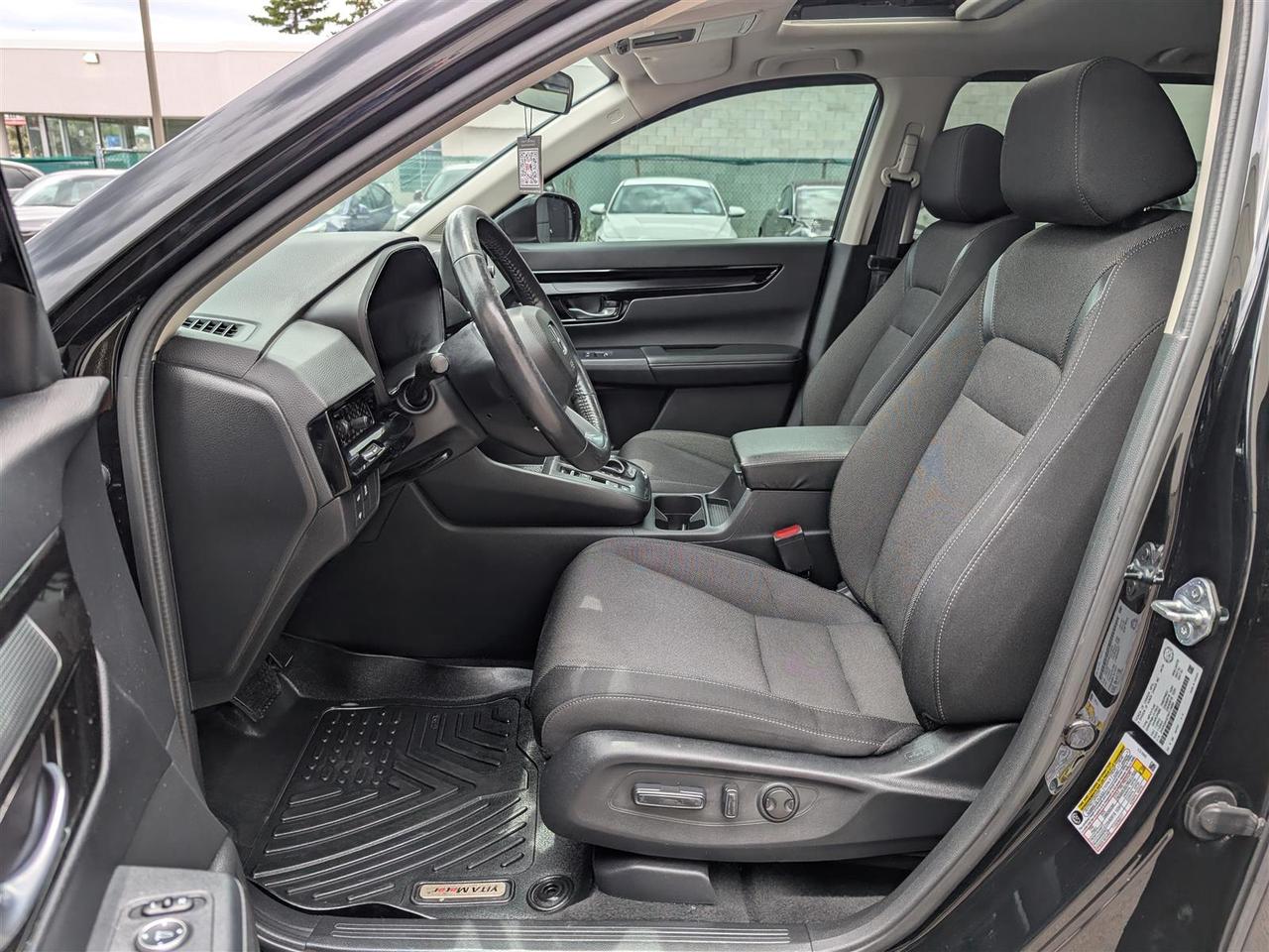2024 Honda CR-V SPORT AWD - SUNROOF - HTD SEATS - TECH FEATS Photo