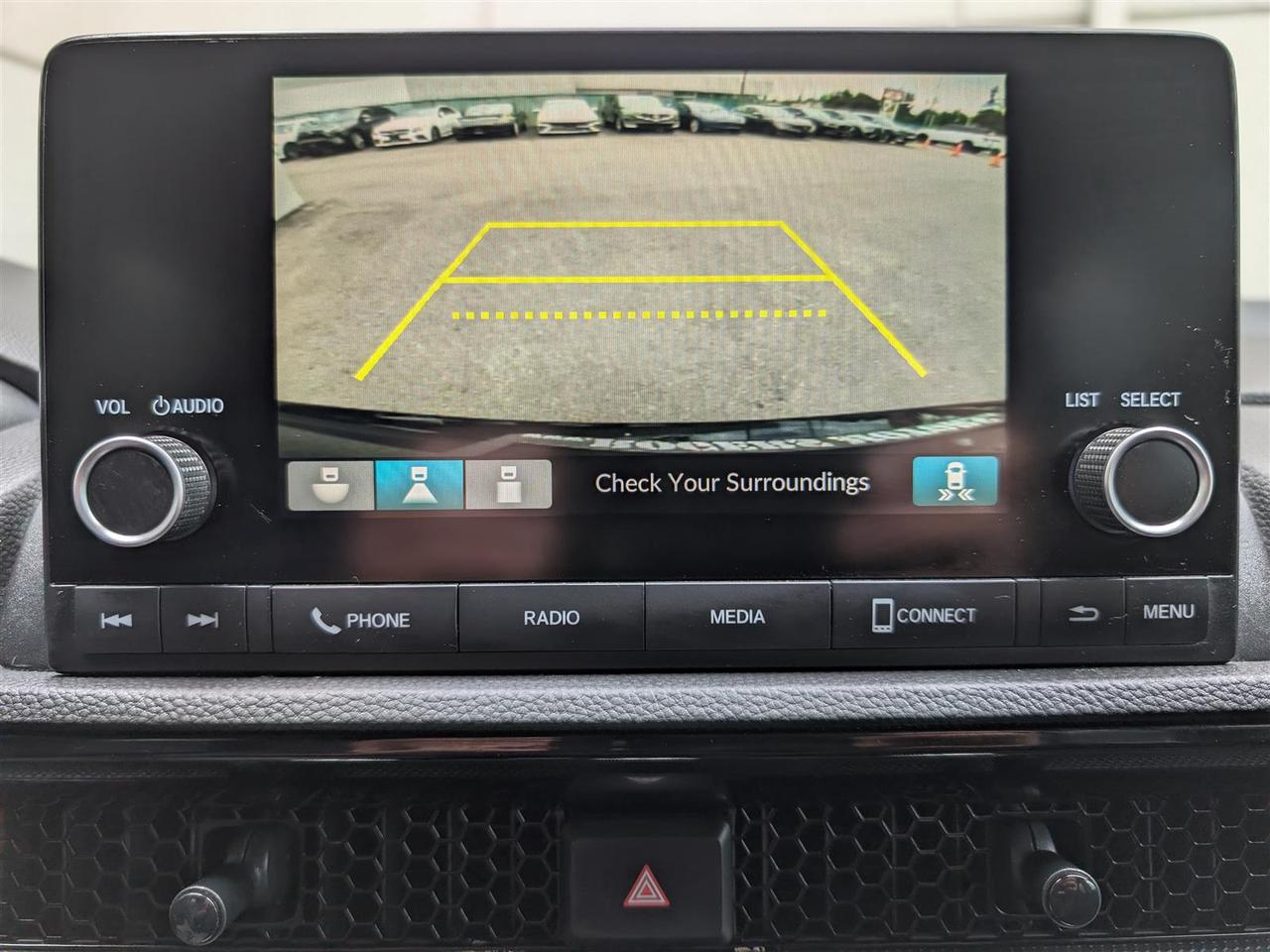 2024 Honda CR-V SPORT AWD - SUNROOF - HTD SEATS - TECH FEATS Photo