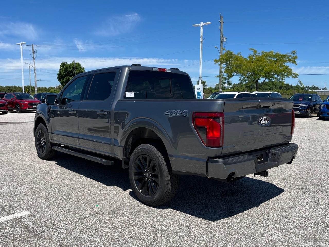 2026 Ford F-150 XLT Photo4