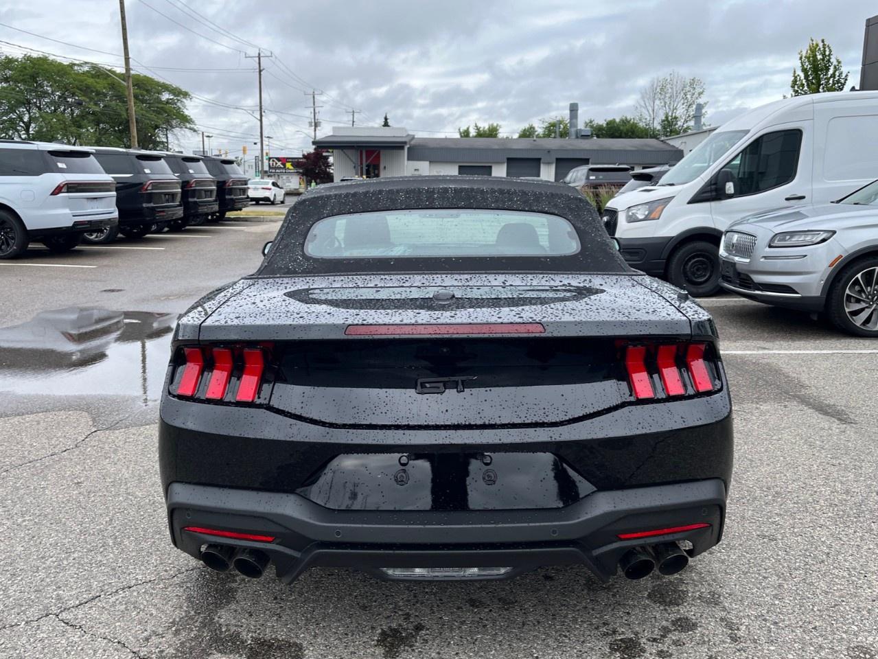2026 Ford Mustang GT Premium Convertible Photo4