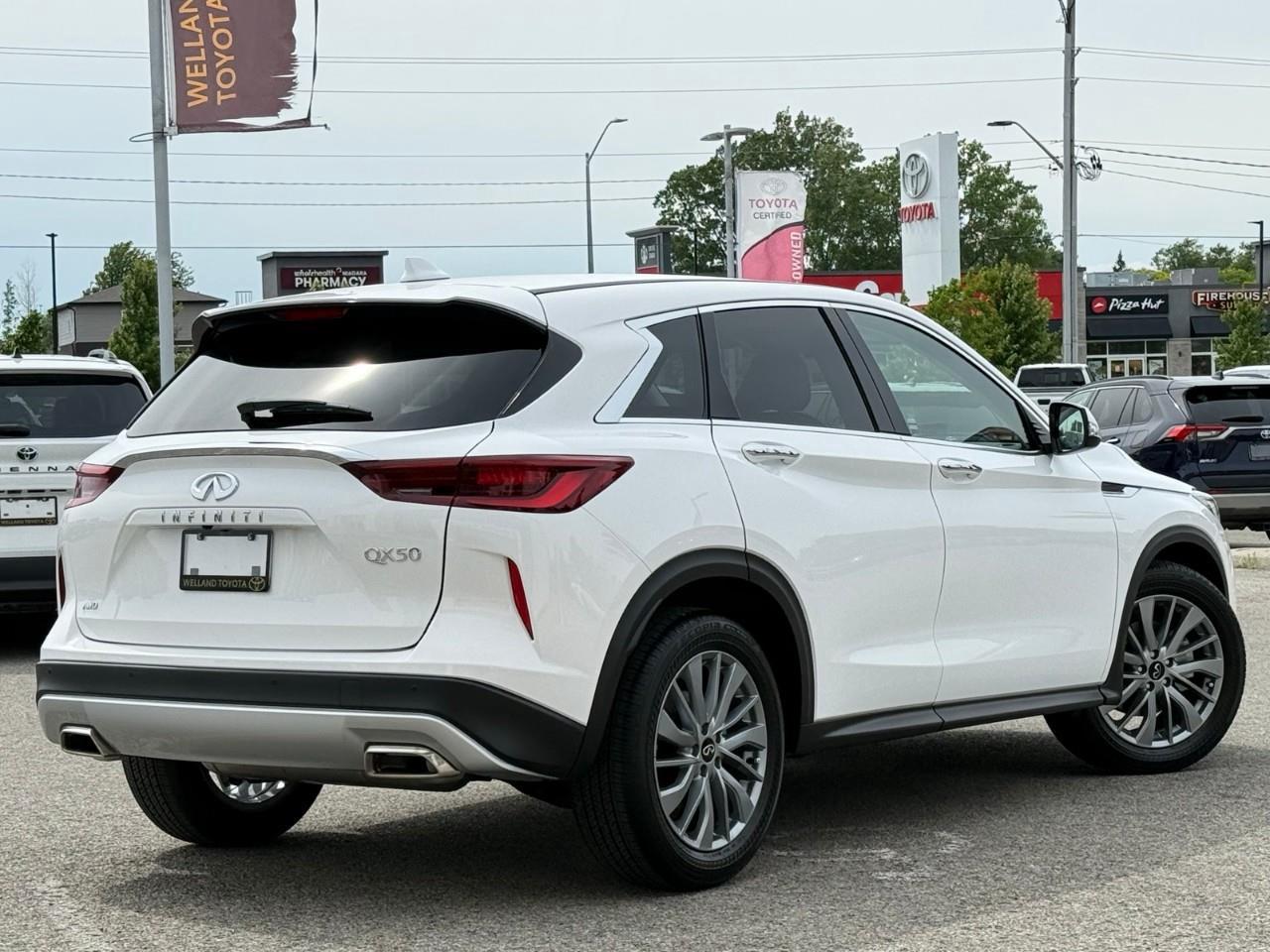2025 Infiniti QX50 PURE Photo