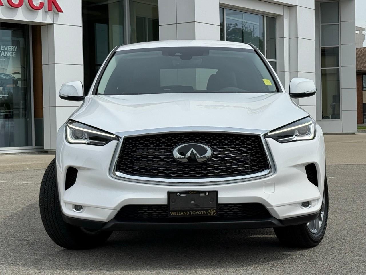 2025 Infiniti QX50 PURE Photo2