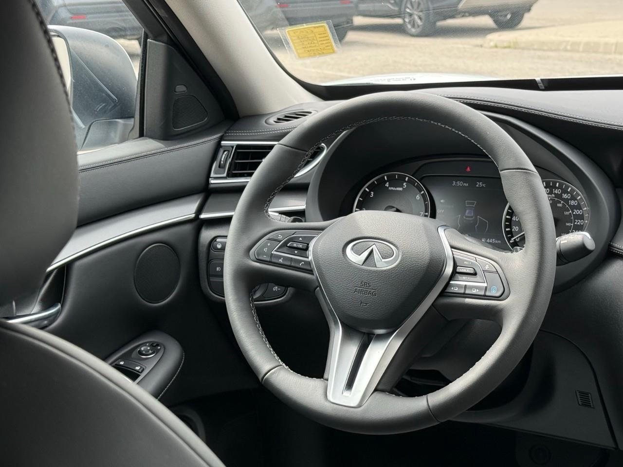 2025 Infiniti QX50 PURE Photo
