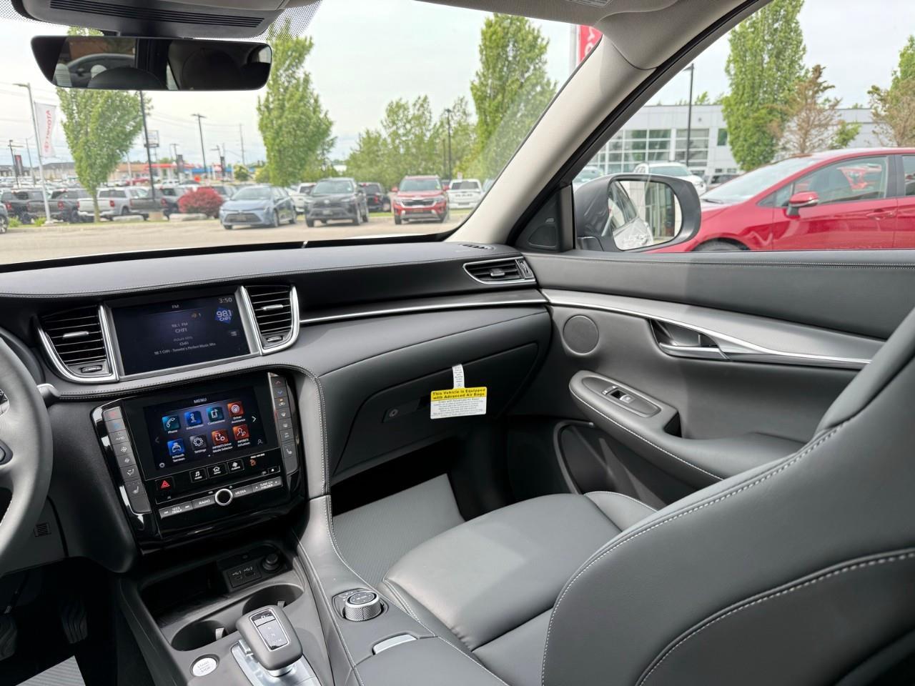 2025 Infiniti QX50 PURE Photo