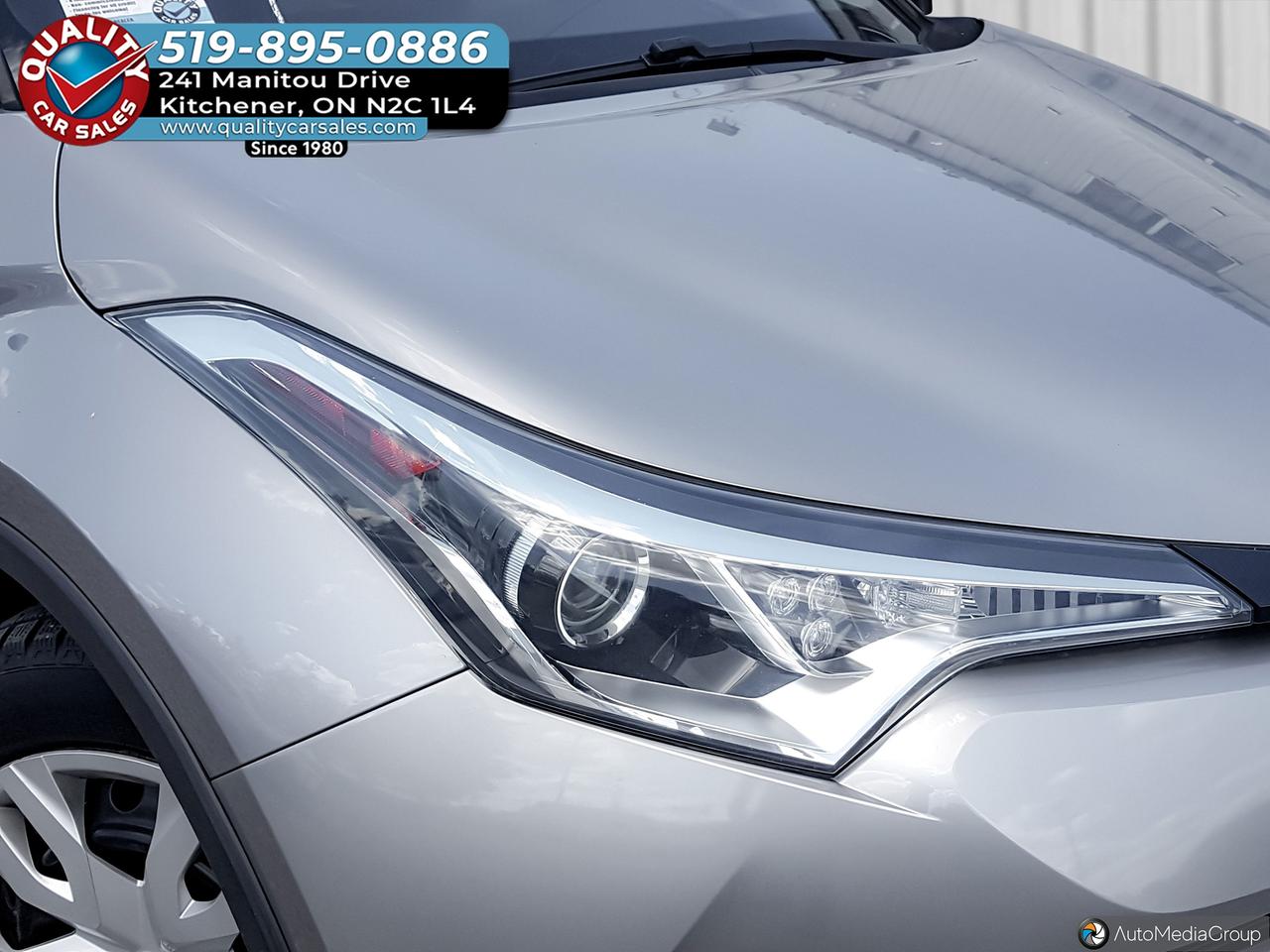 2019 Toyota C-HR LE Photo2