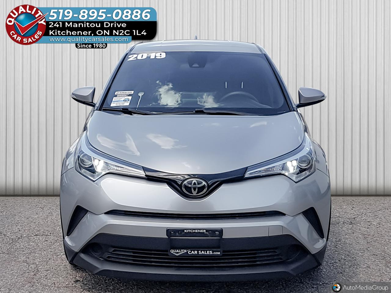 2019 Toyota C-HR LE Photo