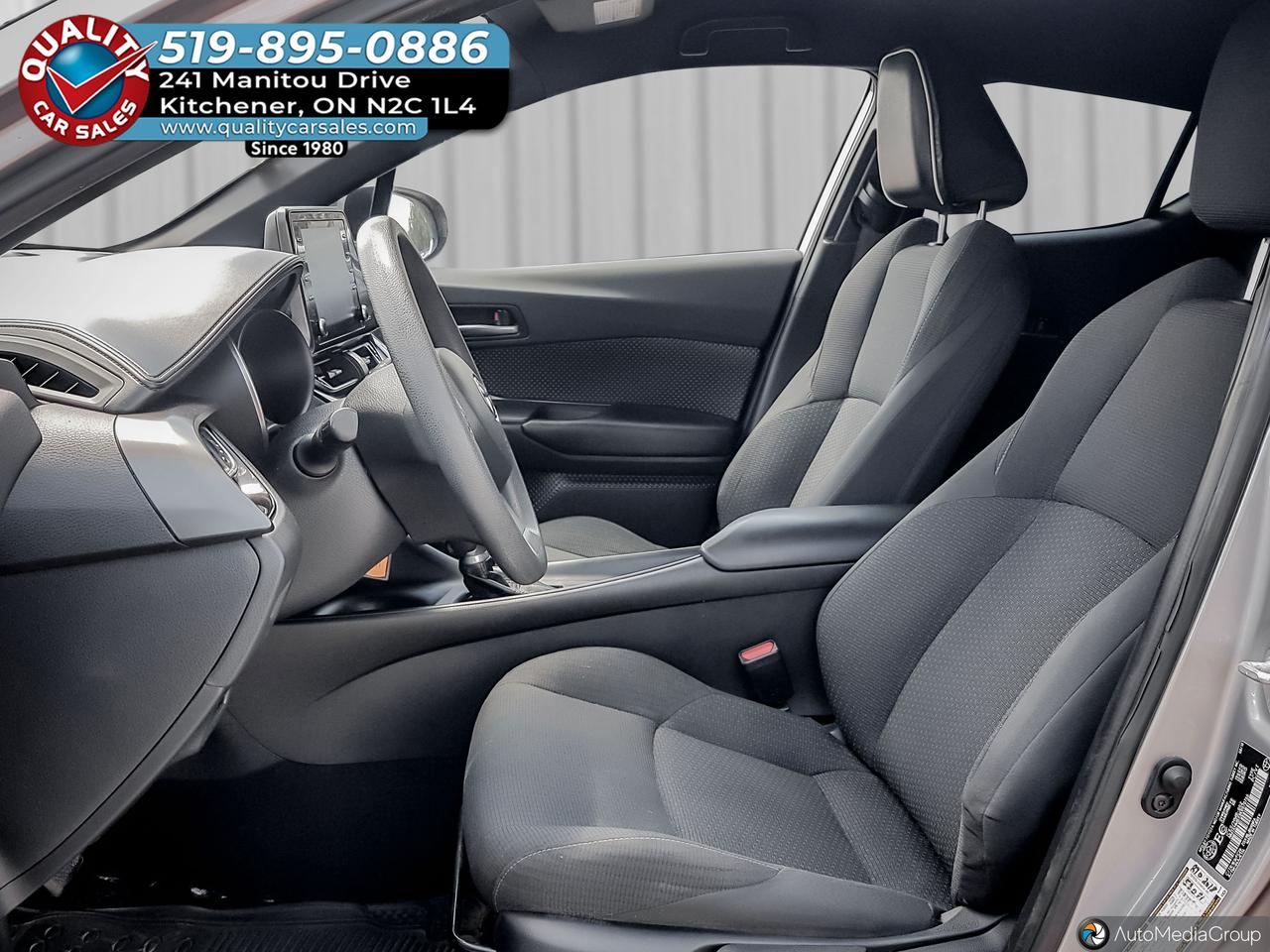 2019 Toyota C-HR LE Photo