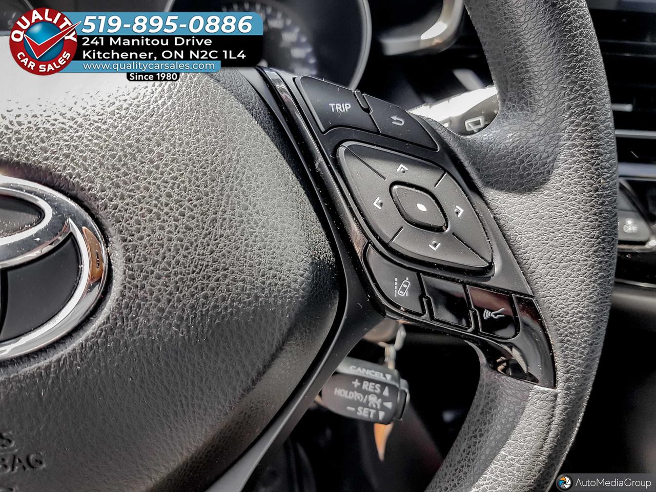 2019 Toyota C-HR LE Photo