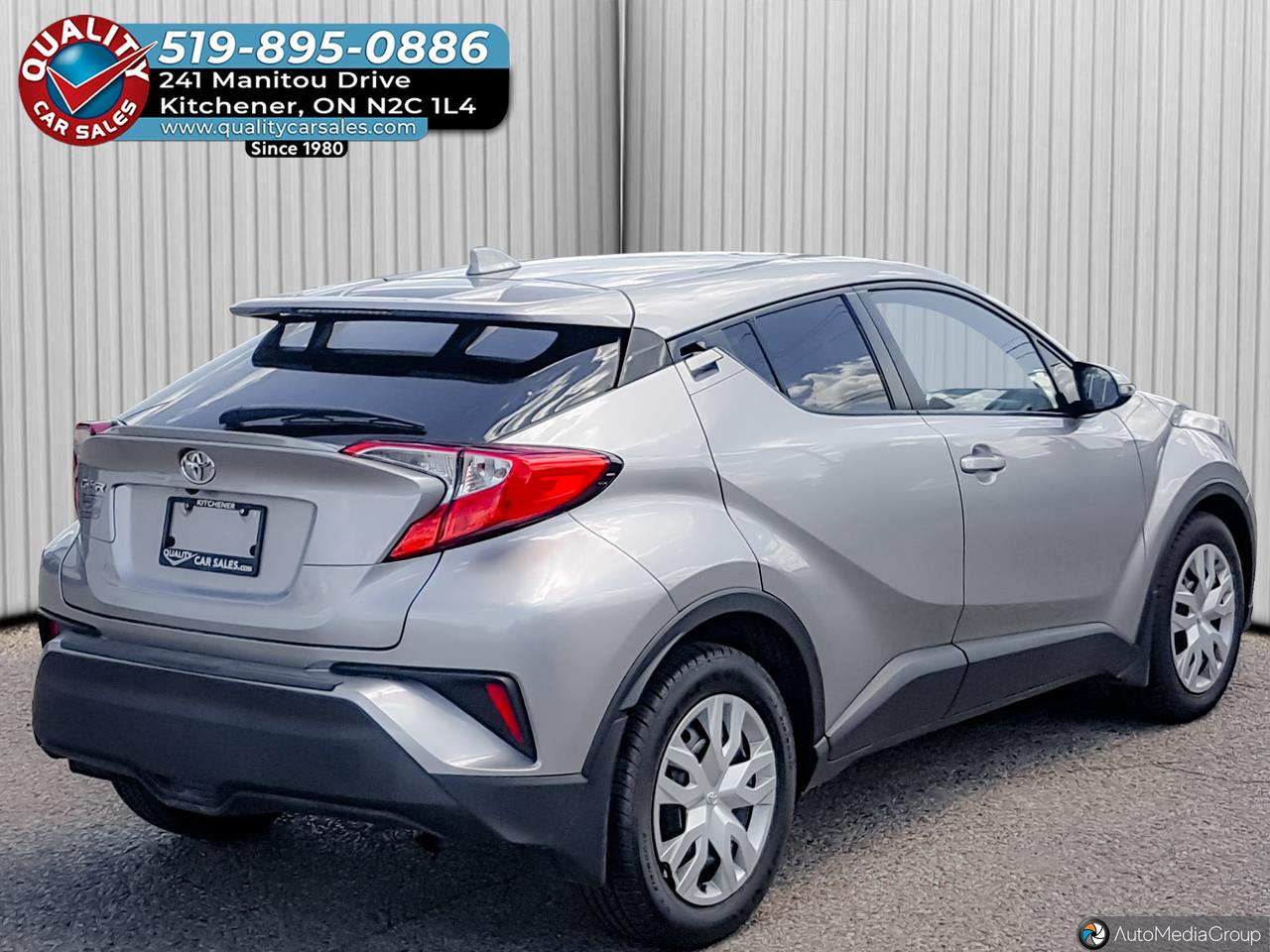 2019 Toyota C-HR LE Photo