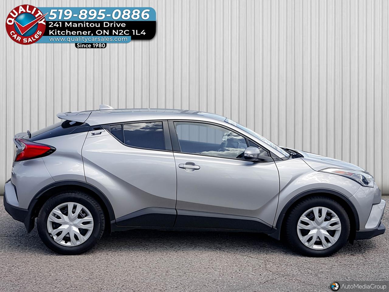 2019 Toyota C-HR LE Photo
