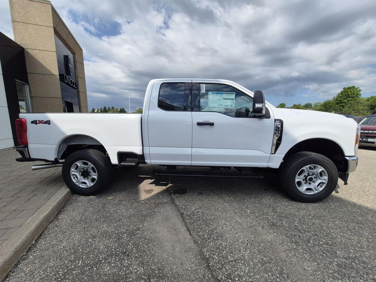 2026 Ford F-350 XLT, SNOWPLOW PREP PKG, CAMPER PKG, Photo