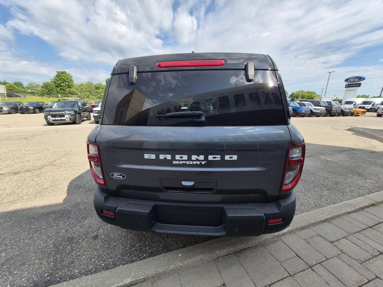 2026 Ford Bronco Sport Outer Banks 4x4 Photo4