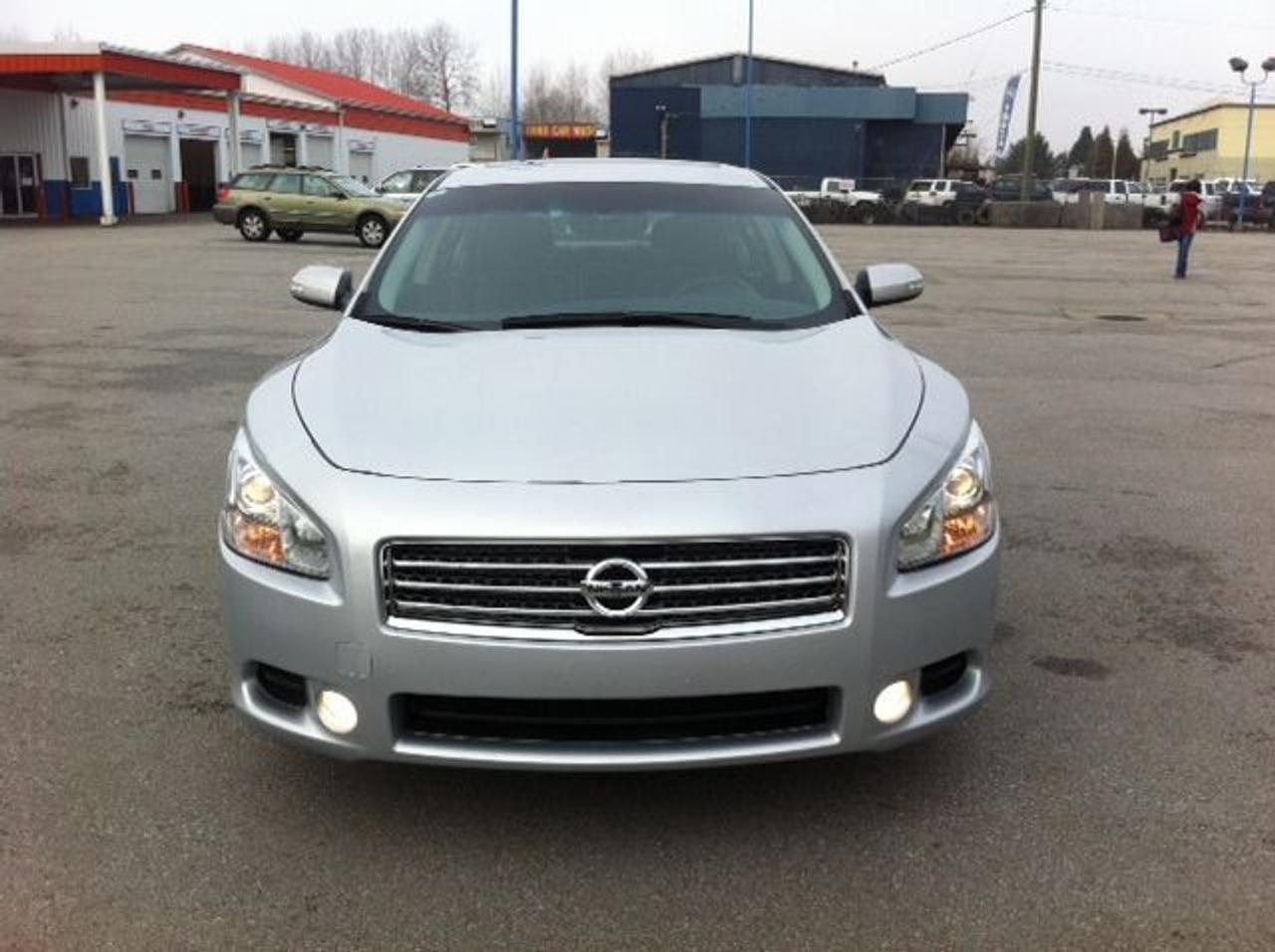 2010 Nissan Maxima CVT - Photo #1
