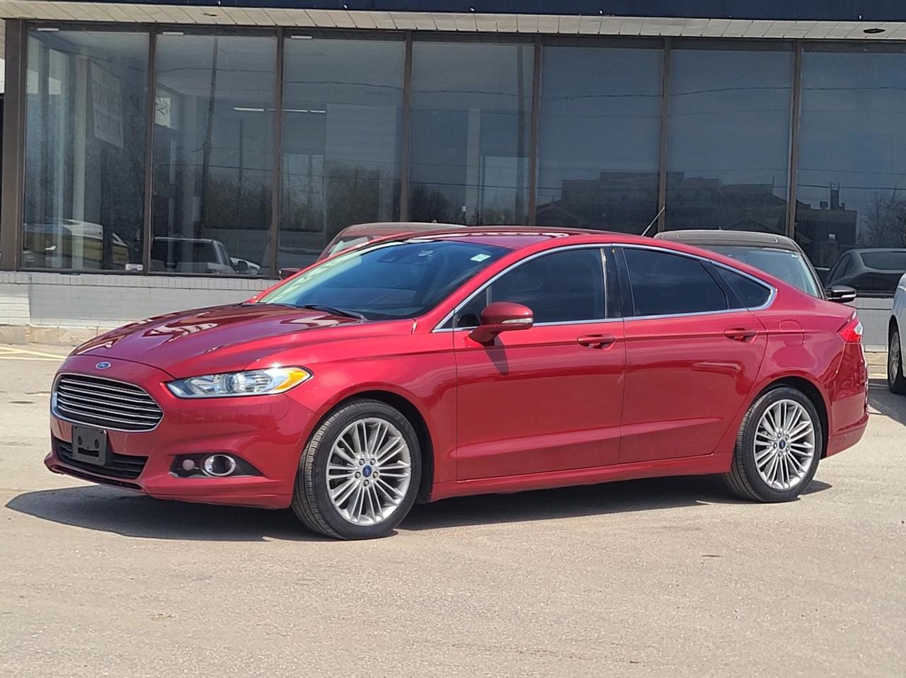 2015 Ford Fusion SE Photo