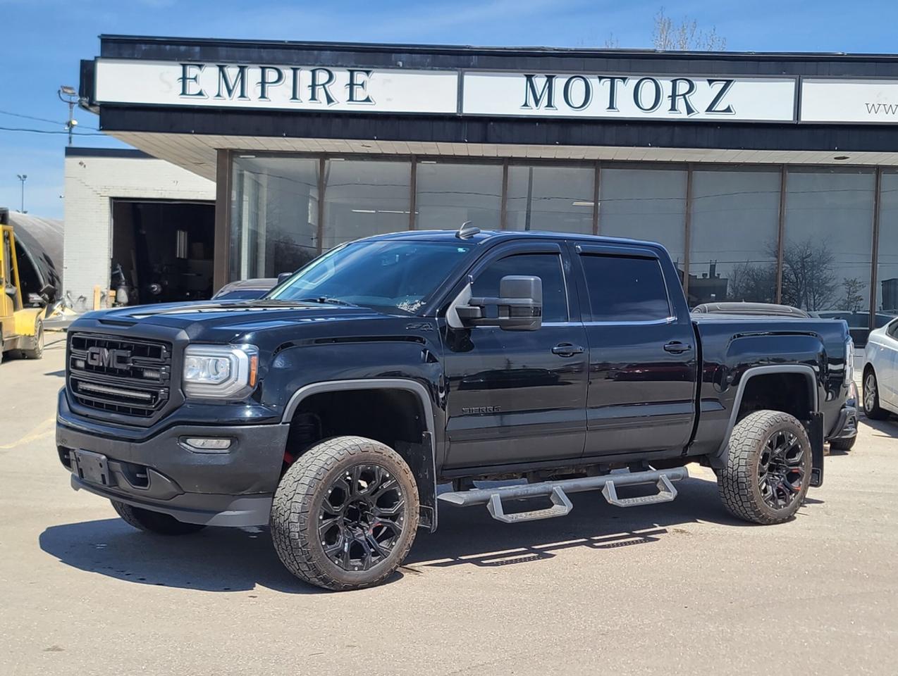 2018 GMC Sierra 1500 SLE Photo