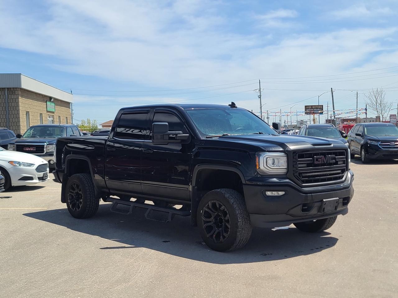 2018 GMC Sierra 1500 SLE Photo