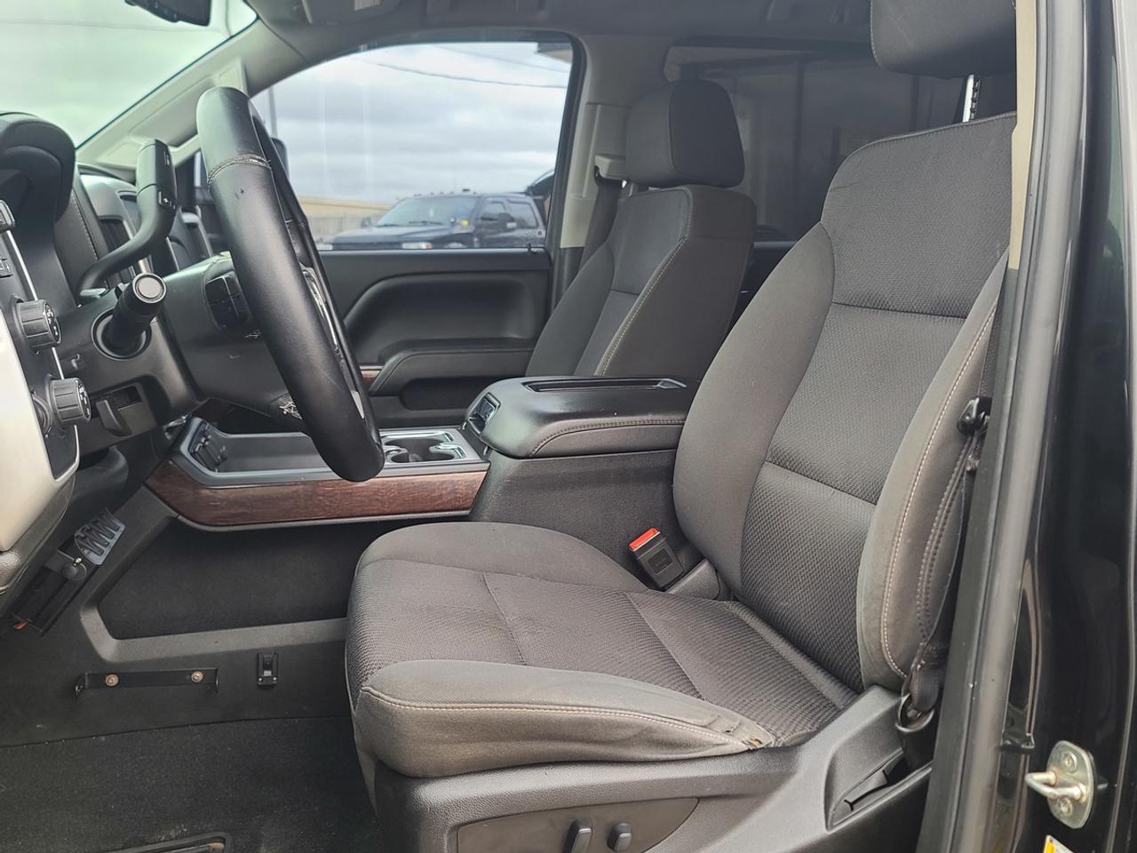 2018 GMC Sierra 1500 SLE Photo