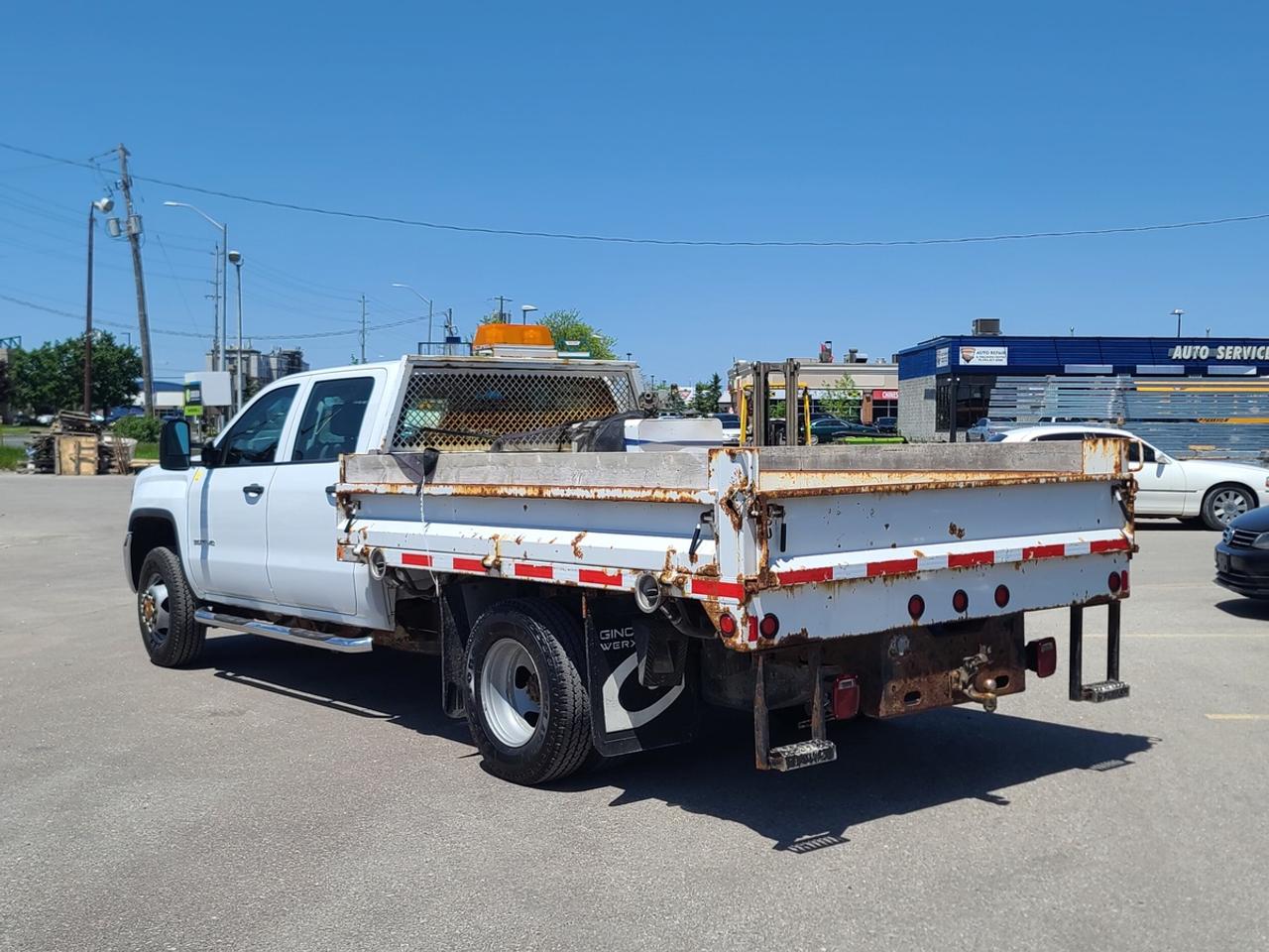 2018 GMC Sierra 3500HD Base Photo2