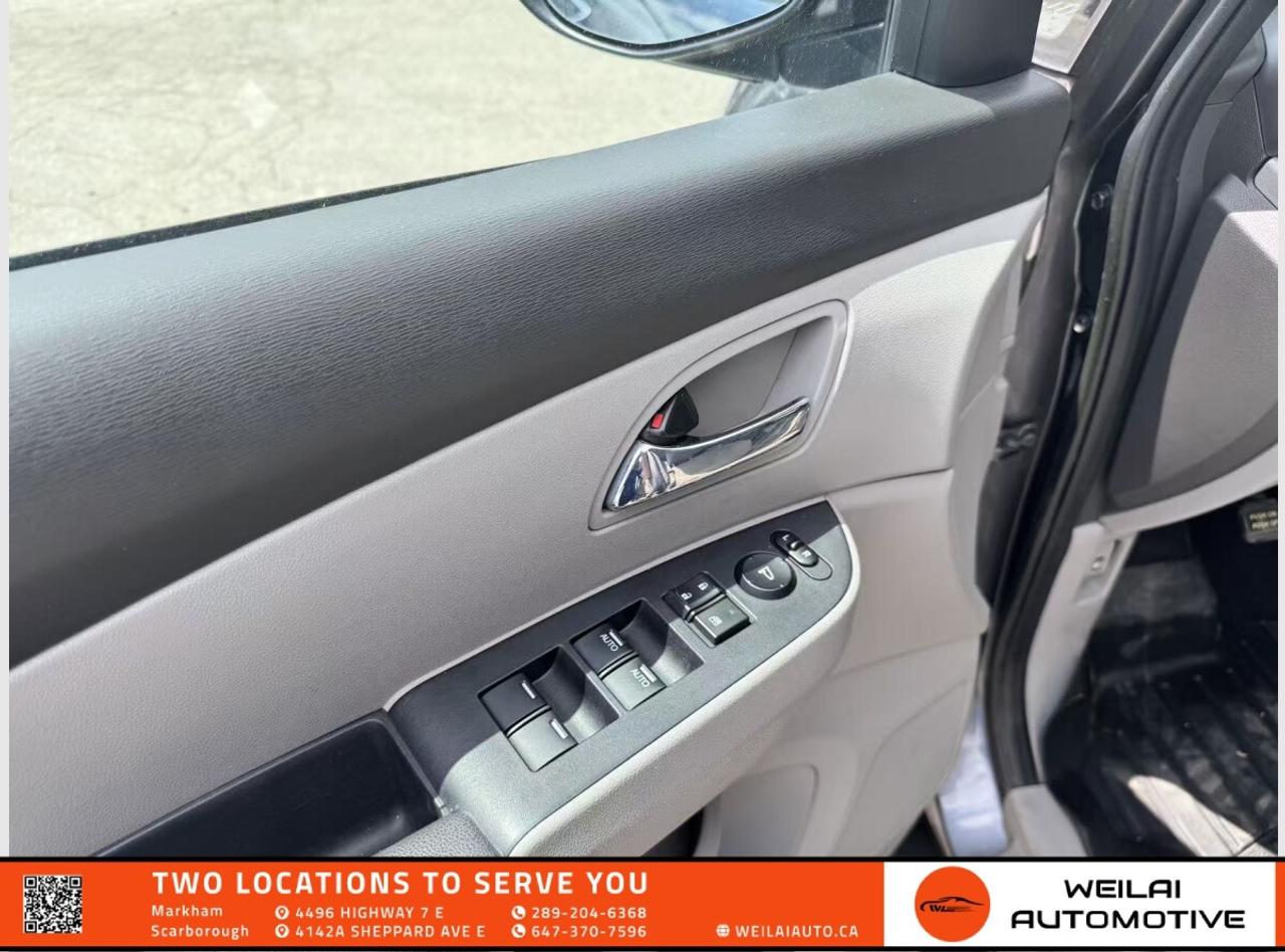 2016 Honda Odyssey EX Photo