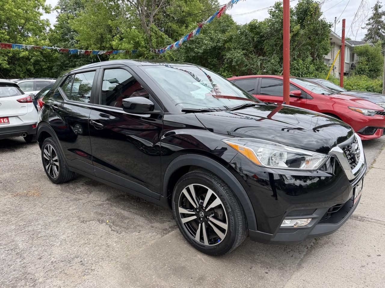 2019 Nissan Kicks SV Photo2