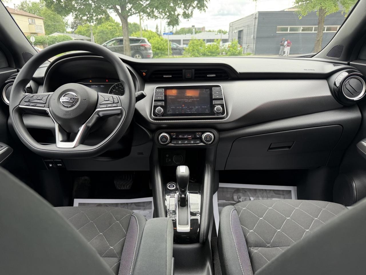 2019 Nissan Kicks SV Photo