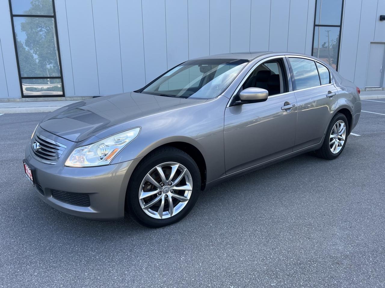 2009 Infiniti G37X   Photo