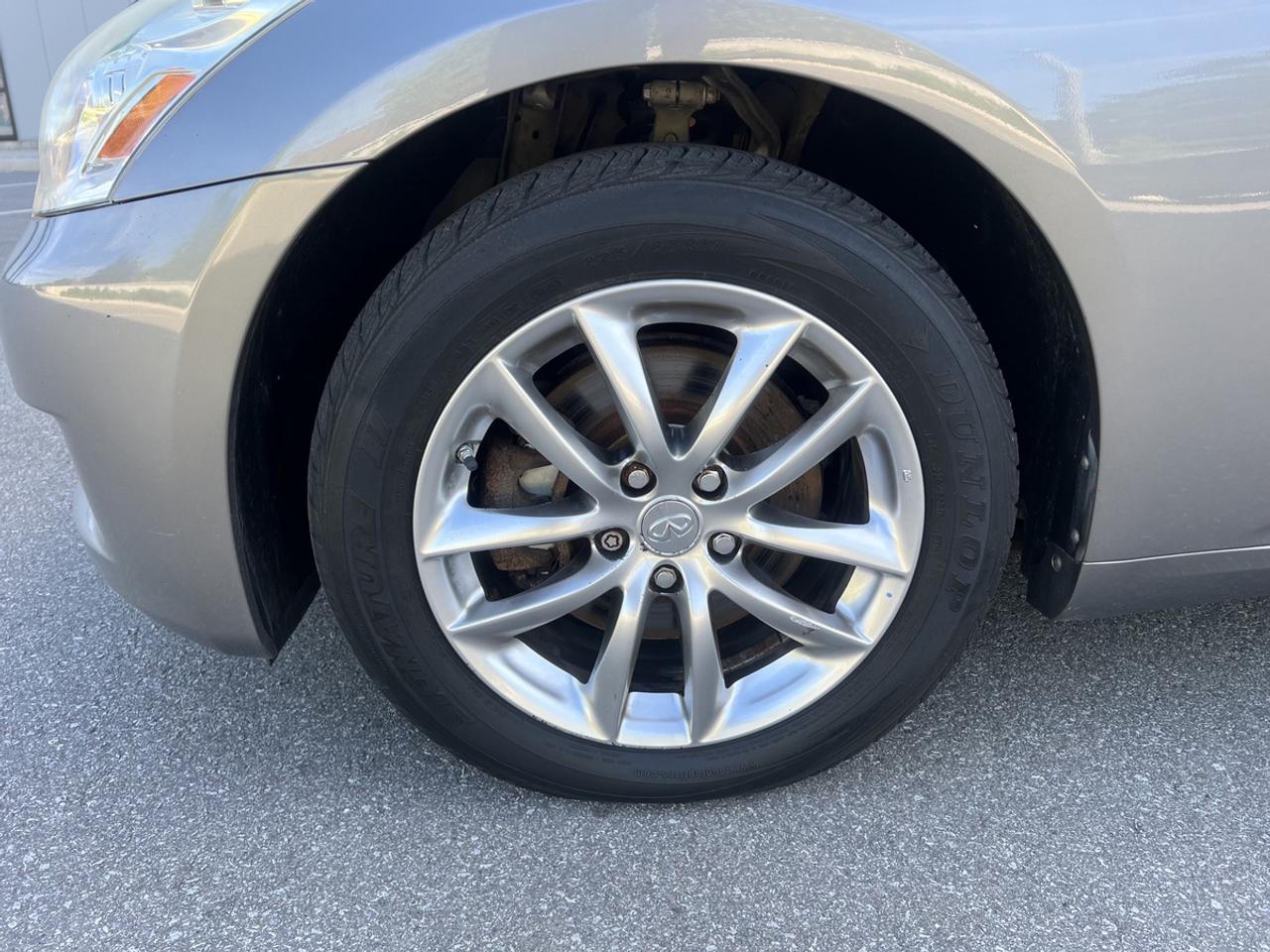 2009 Infiniti G37X   Photo
