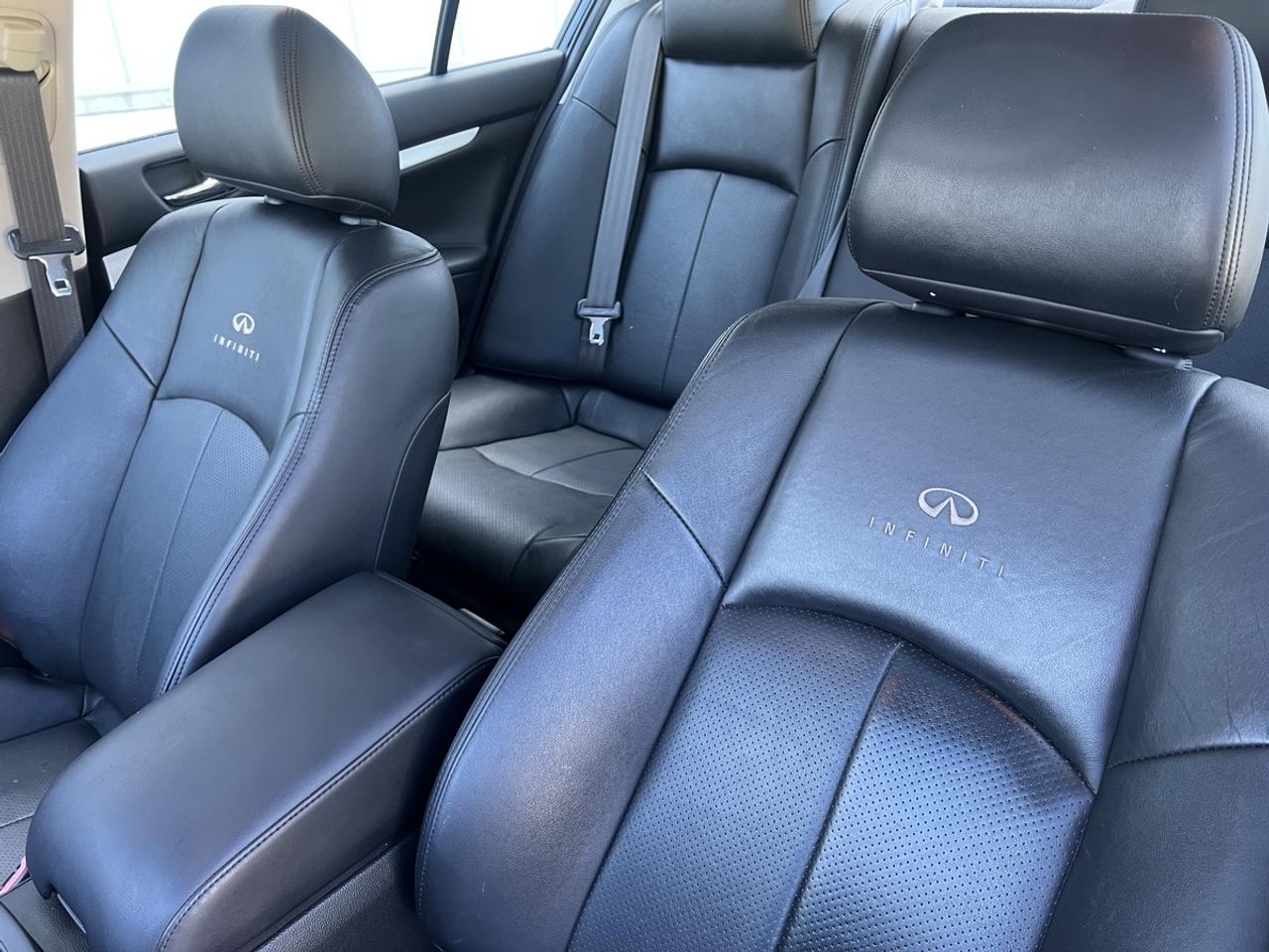 2009 Infiniti G37X   Photo
