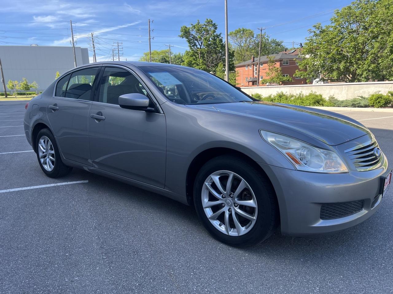2009 Infiniti G37X   Photo