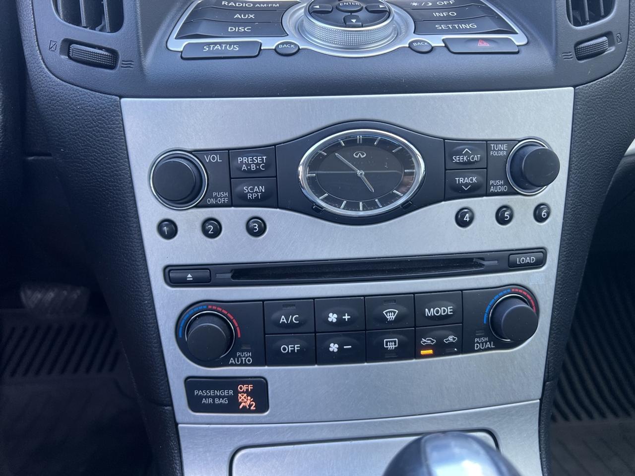 2009 Infiniti G37X   Photo