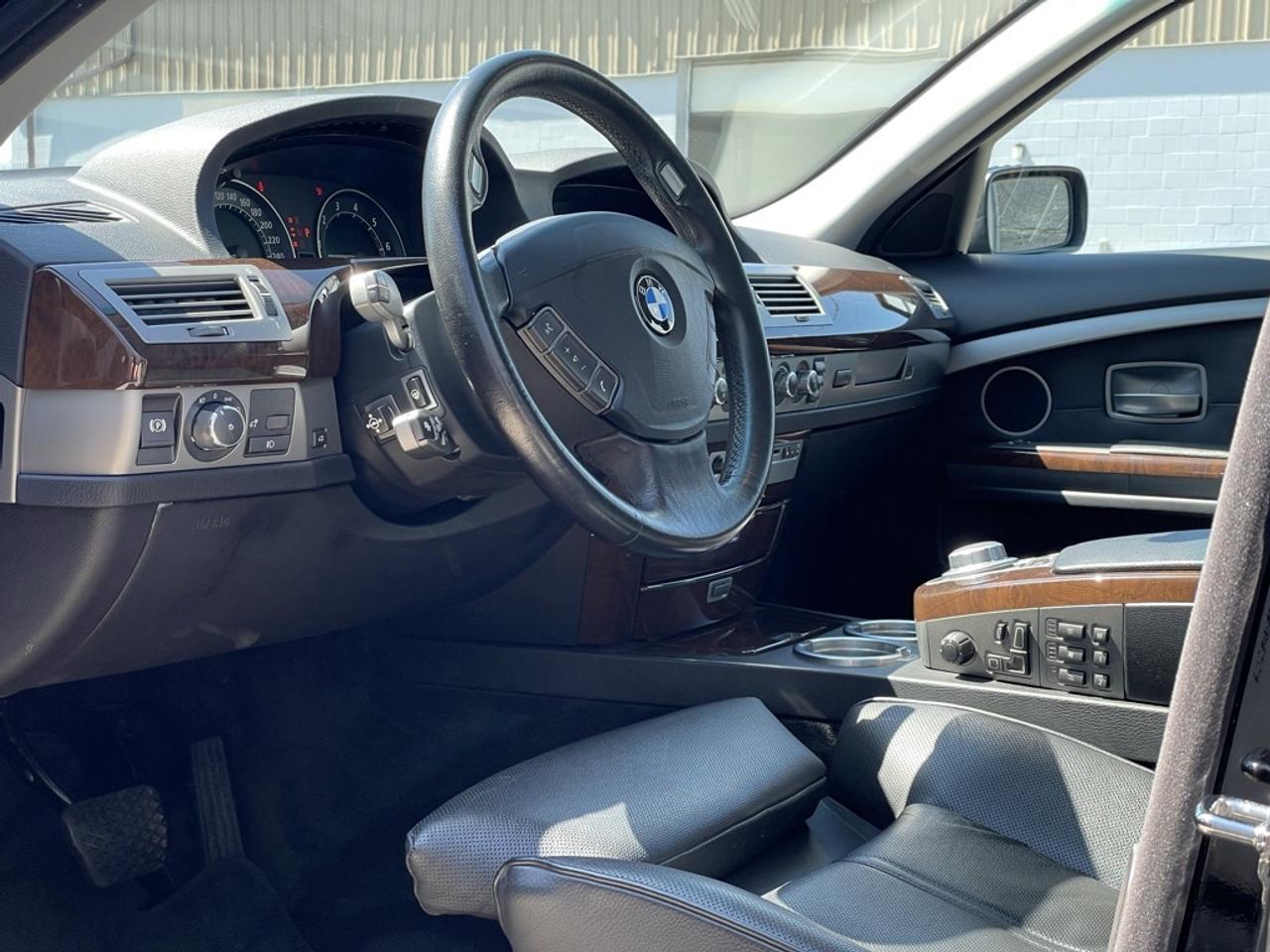 2006 BMW 7 Series 4dr Sdn 750Li   Clean CARFAX! Photo