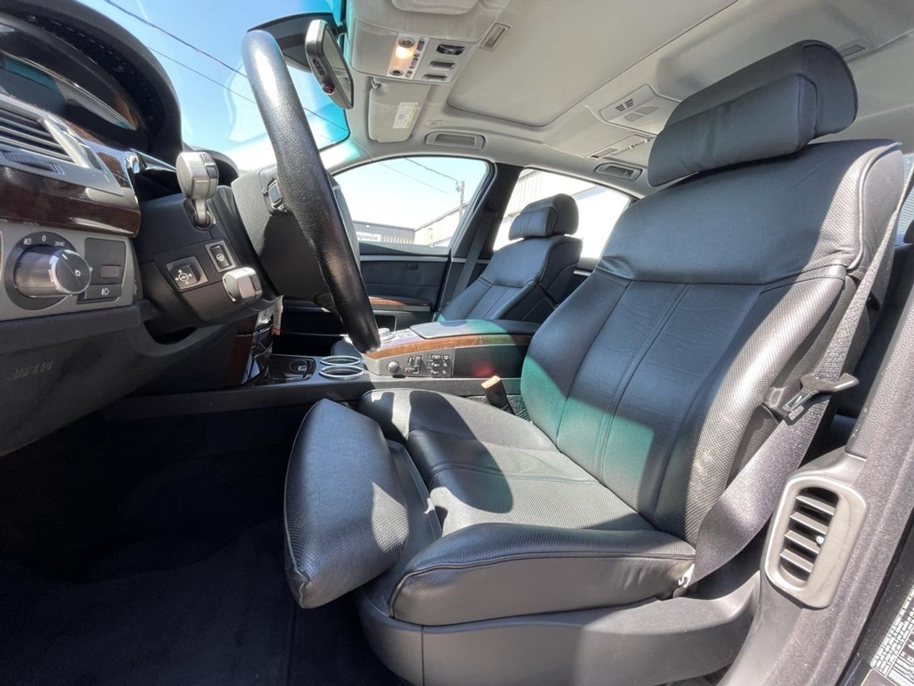 2006 BMW 7 Series 4dr Sdn 750Li   Clean CARFAX! Photo
