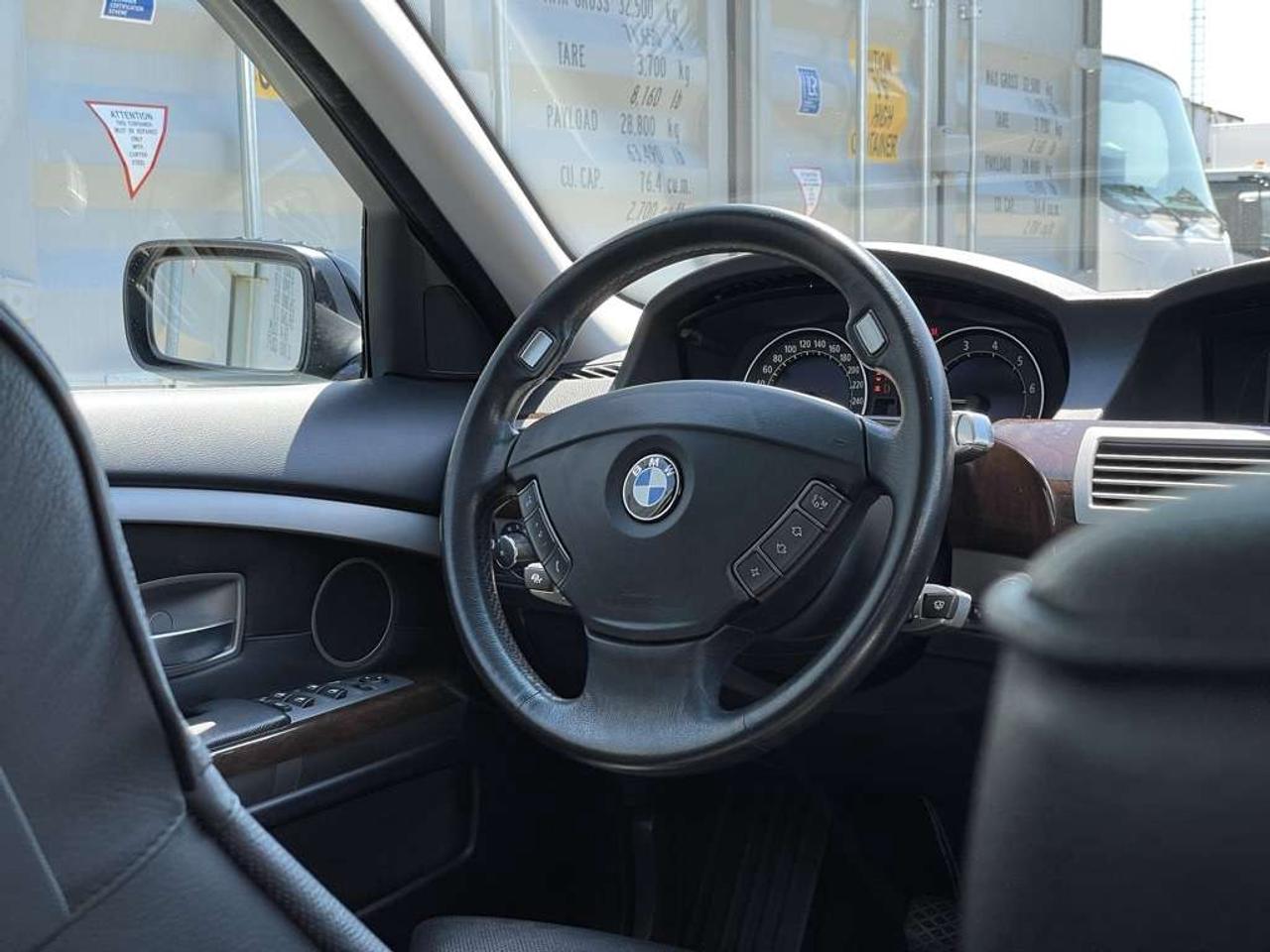2006 BMW 7 Series 4dr Sdn 750Li   Clean CARFAX! Photo