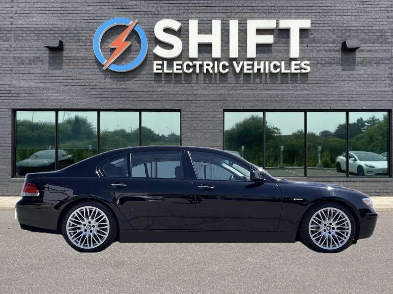 2006 BMW 7 Series 4dr Sdn 750Li   Clean CARFAX! Photo0