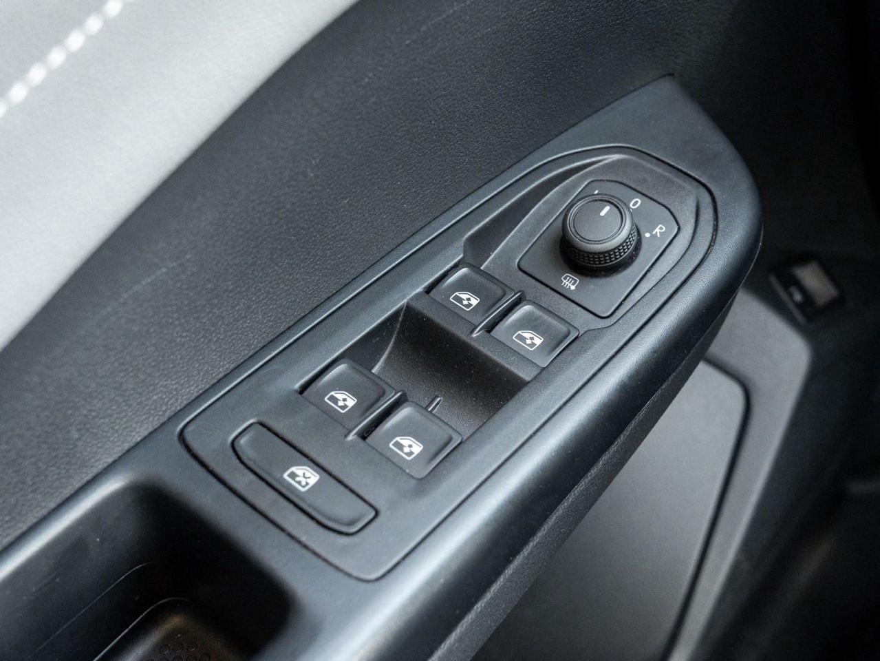 2024 Volkswagen Taos Comfortline Photo