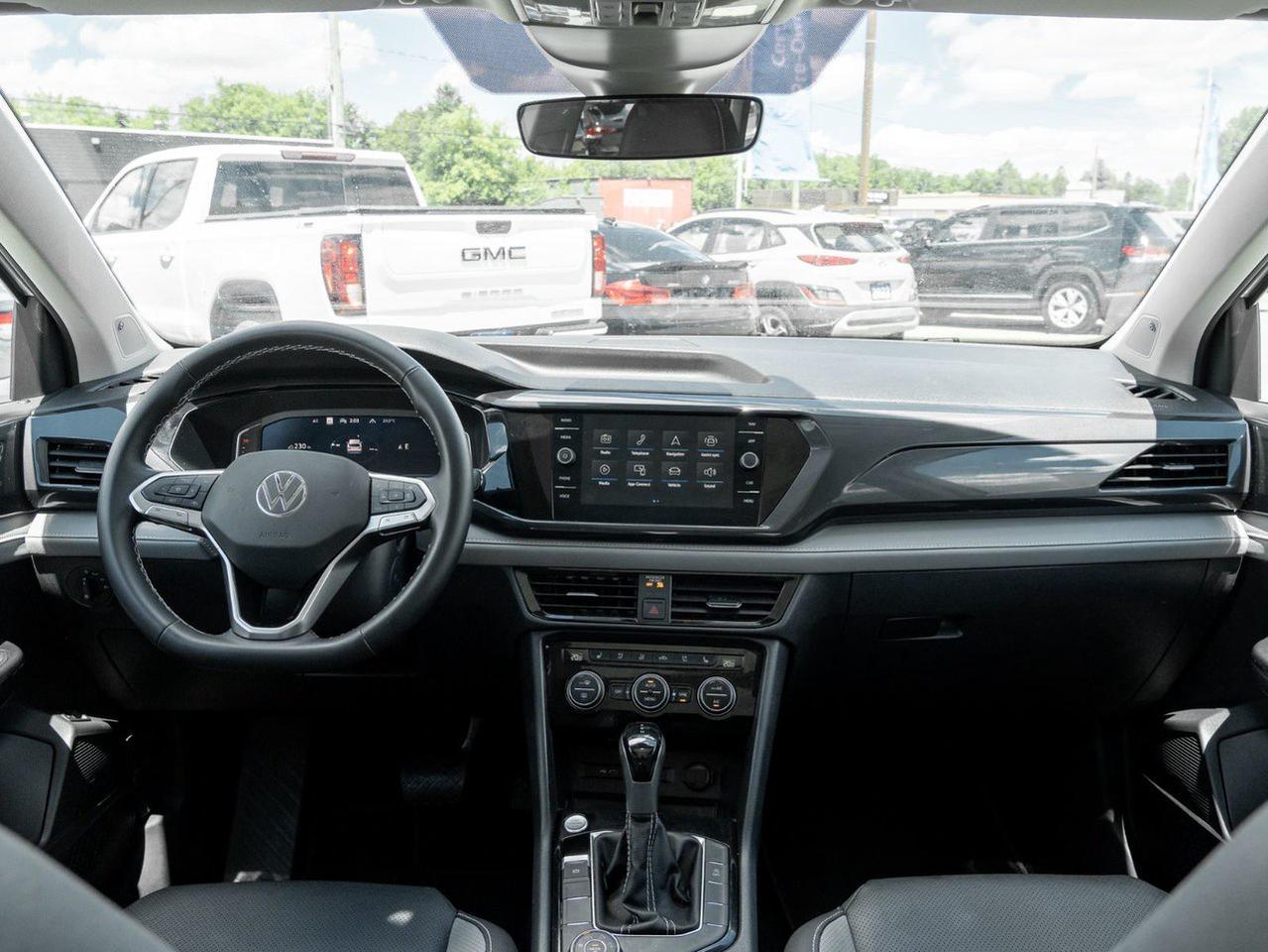 2024 Volkswagen Taos Comfortline Photo