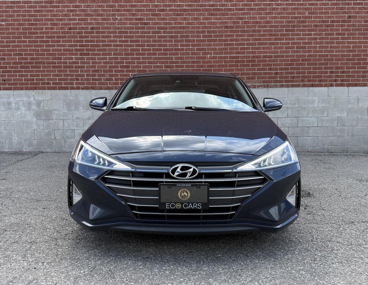 2020 Hyundai Elantra Preferred w/Sun & Safety|One Owner|Sunroof|Clean C Photo2