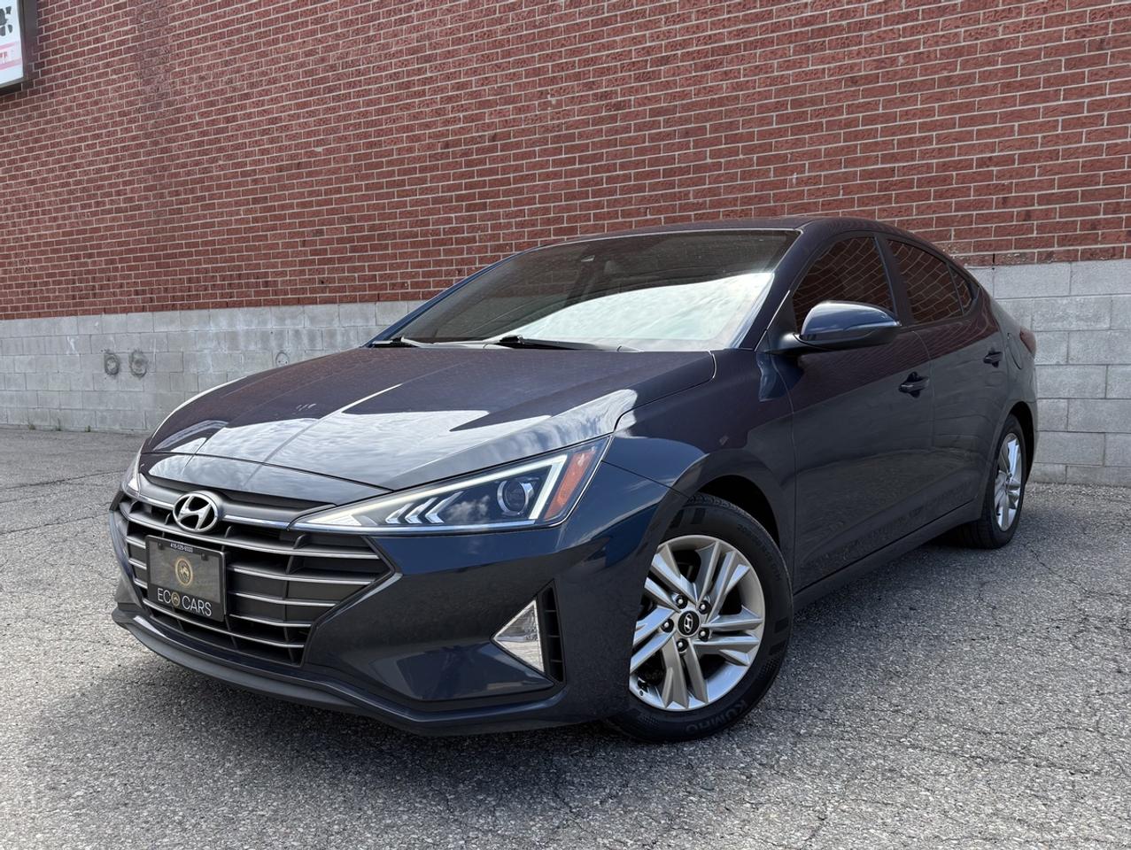 2020 Hyundai Elantra Preferred w/Sun & Safety|One Owner|Sunroof|Clean C Photo
