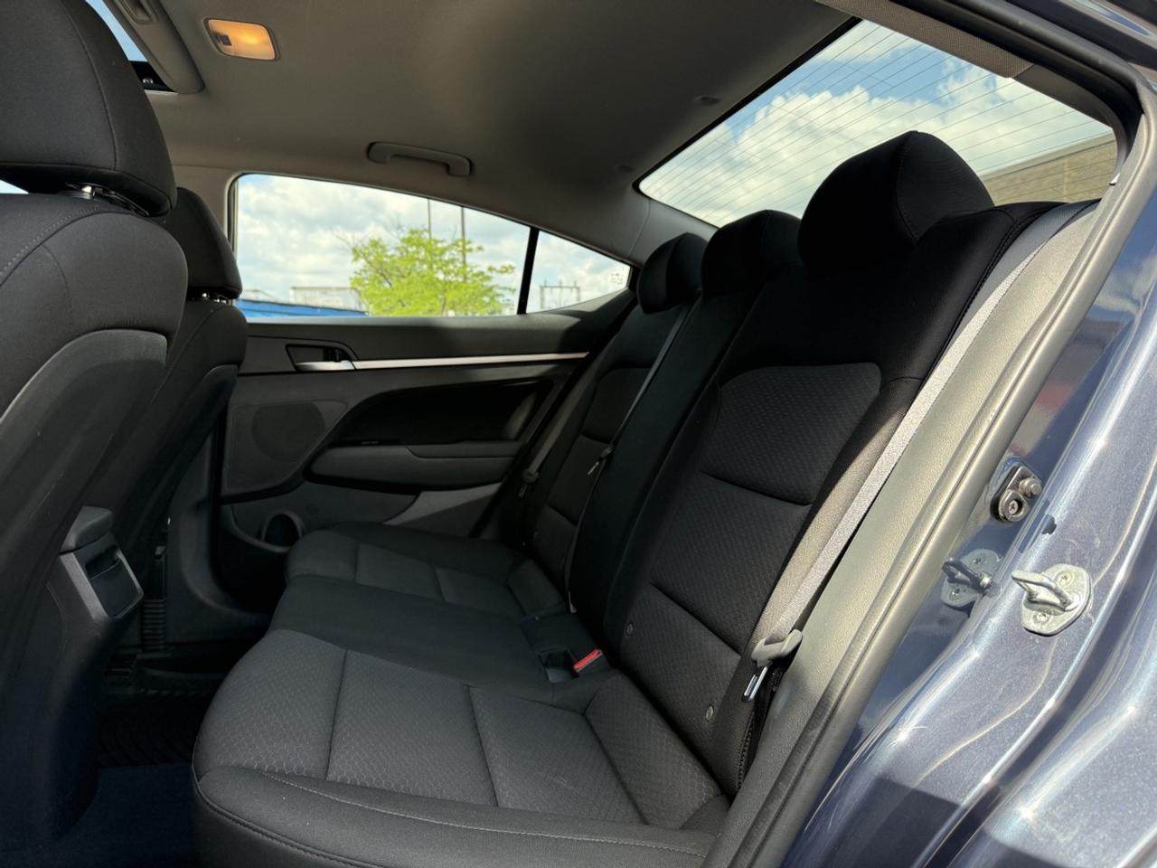 2020 Hyundai Elantra Preferred w/Sun & Safety|One Owner|Sunroof|Clean C Photo