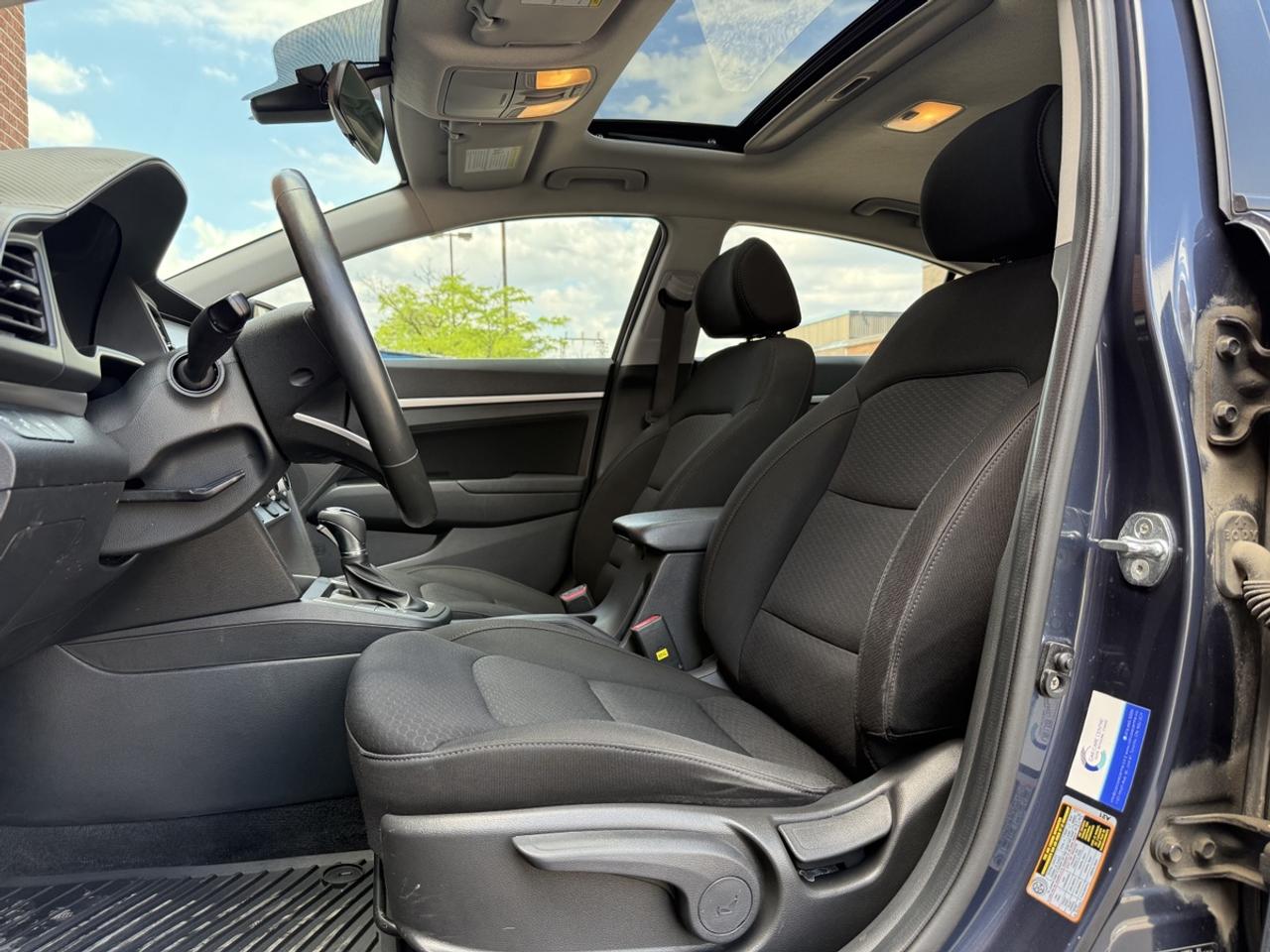 2020 Hyundai Elantra Preferred w/Sun & Safety|One Owner|Sunroof|Clean C Photo
