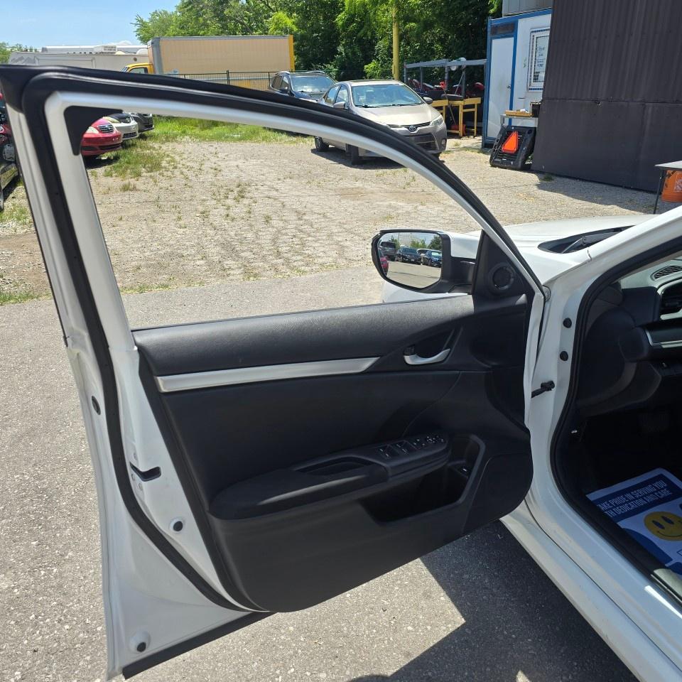 2017 Honda Civic Sedan LX CVT Sedan Photo
