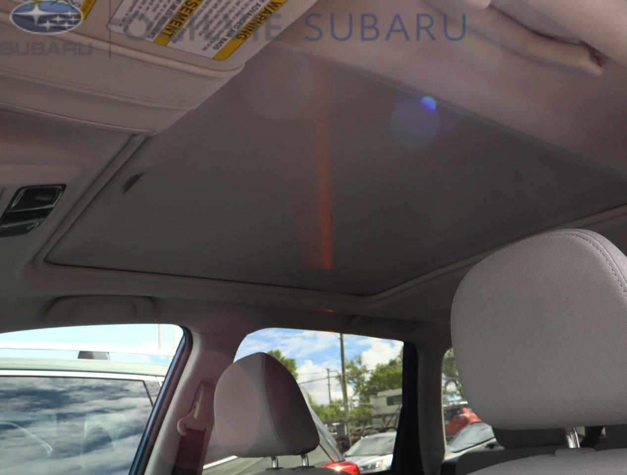 2017 Subaru Forester 2.5i Touring w/Technology Package Option (CVT) 4dr All-Wheel Drive Photo