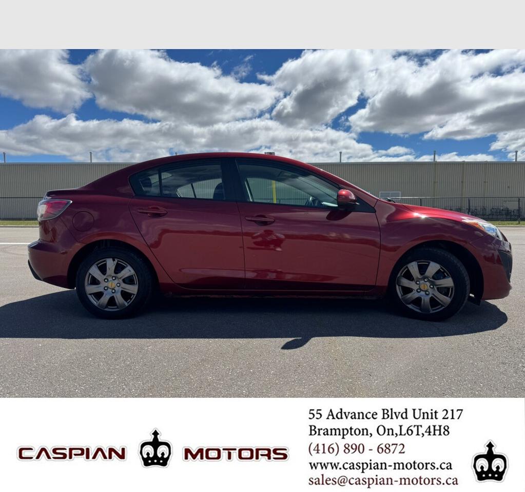 2011 Mazda MAZDA3 GX Photo